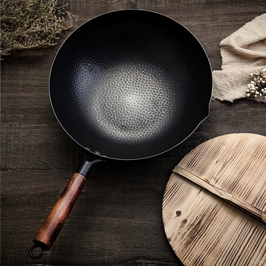 Kurogane Iron Wok - Plum Island Imports