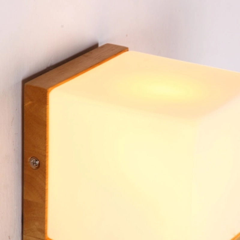 Takumi Kō Wall Lamp - Plum Island Imports