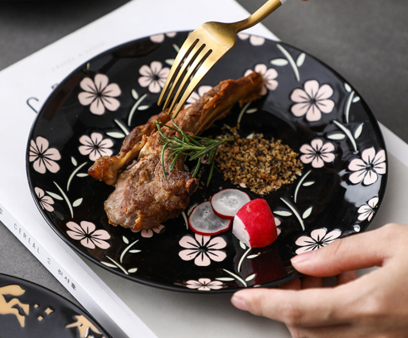 Kasasagi Porcelain Plate - Plum Island Imports